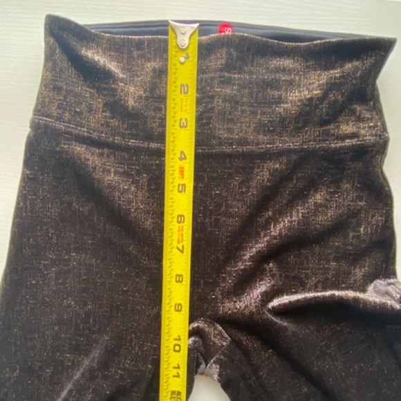 Spanx Black & Gold Shimmer Metallic Velvet Leggings NWOT Size XS - Picture 13 of 13